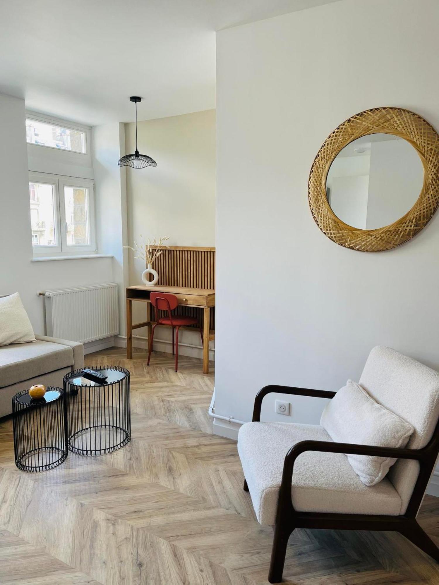 Appartement Cosy & Moderne 6 Personnes Centre Charleville-Mezieres - Ardennes Exteriör bild