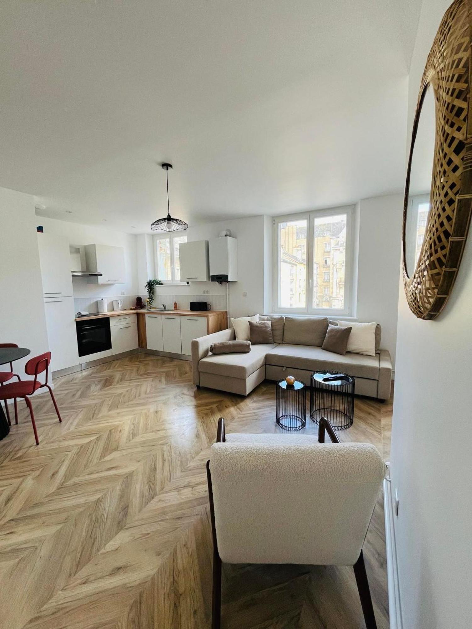 Appartement Cosy & Moderne 6 Personnes Centre Charleville-Mezieres - Ardennes Exteriör bild